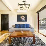 Luxury Beachfront Condo With 3 Bedrooms & Ocean View - El Faro Residences - Reef 301
