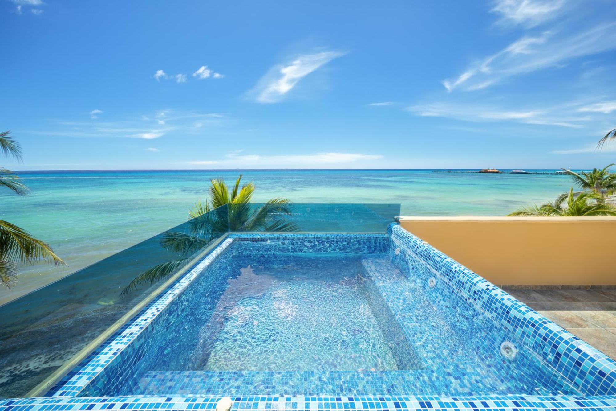 Apartamento Luxury Beachfront With 3 Bedrooms & Ocean View - El Faro Residences - Reef 301 Playa del Carmen