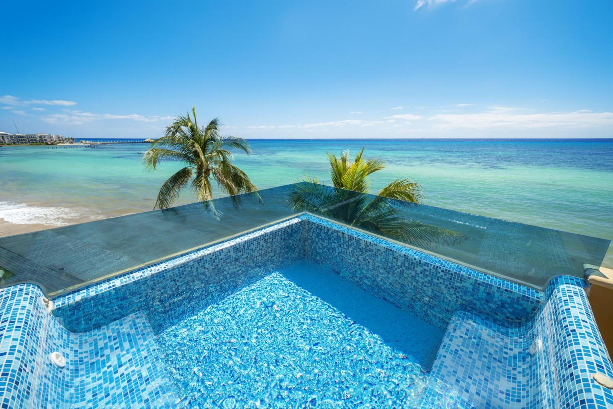 Luxury Beachfront With 3 Bedrooms & Ocean View - El Faro Residences - Reef 301 * Playa del Carmen