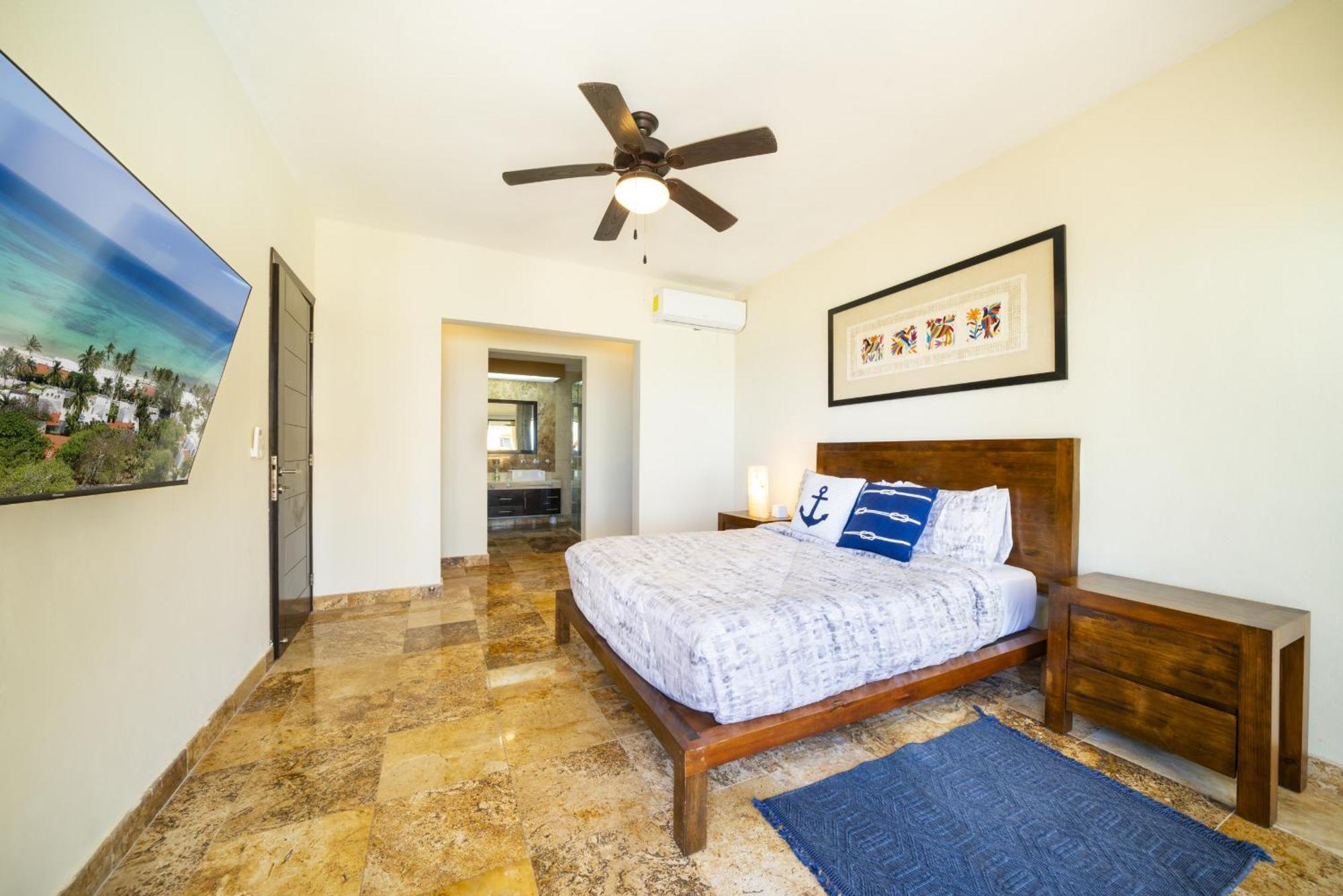 Luxury Beachfront With 3 Bedrooms & Ocean View - El Faro Residences - Reef 301
